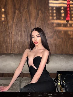 Adeline profile in Dubai
