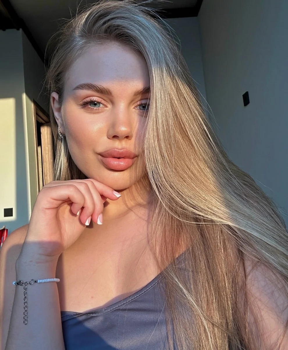 Jade profile in Dubai